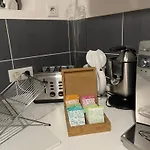 Apartamento Dans Maison Du Xviᵉ Siecle, A Ferrand Petit Dejeuner Et Menage Inclus