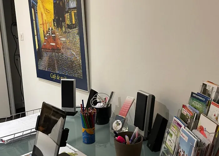 Appartement de charme dans maison du XVIᵉ siècle 2 chambres proche centre Clermont-Ferrand Appartamento *